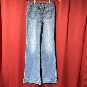 Shyanne 27/36 medium wash jeans